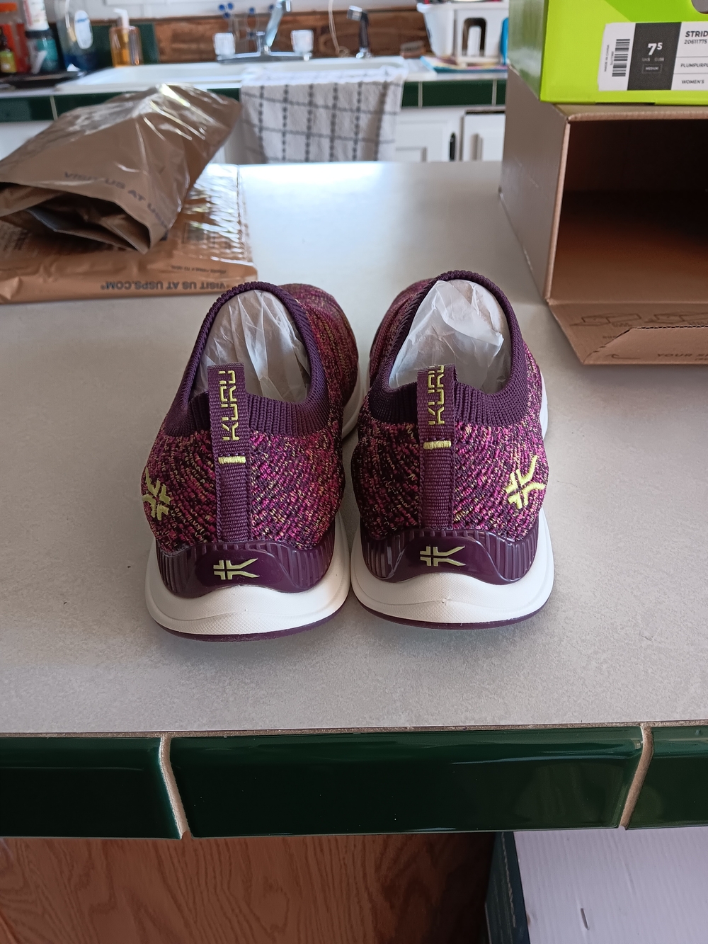 KURU Women's Slip-On Knit Sneaker — Purple Size 7.5facilities. Brand New - Picture 3 of 5